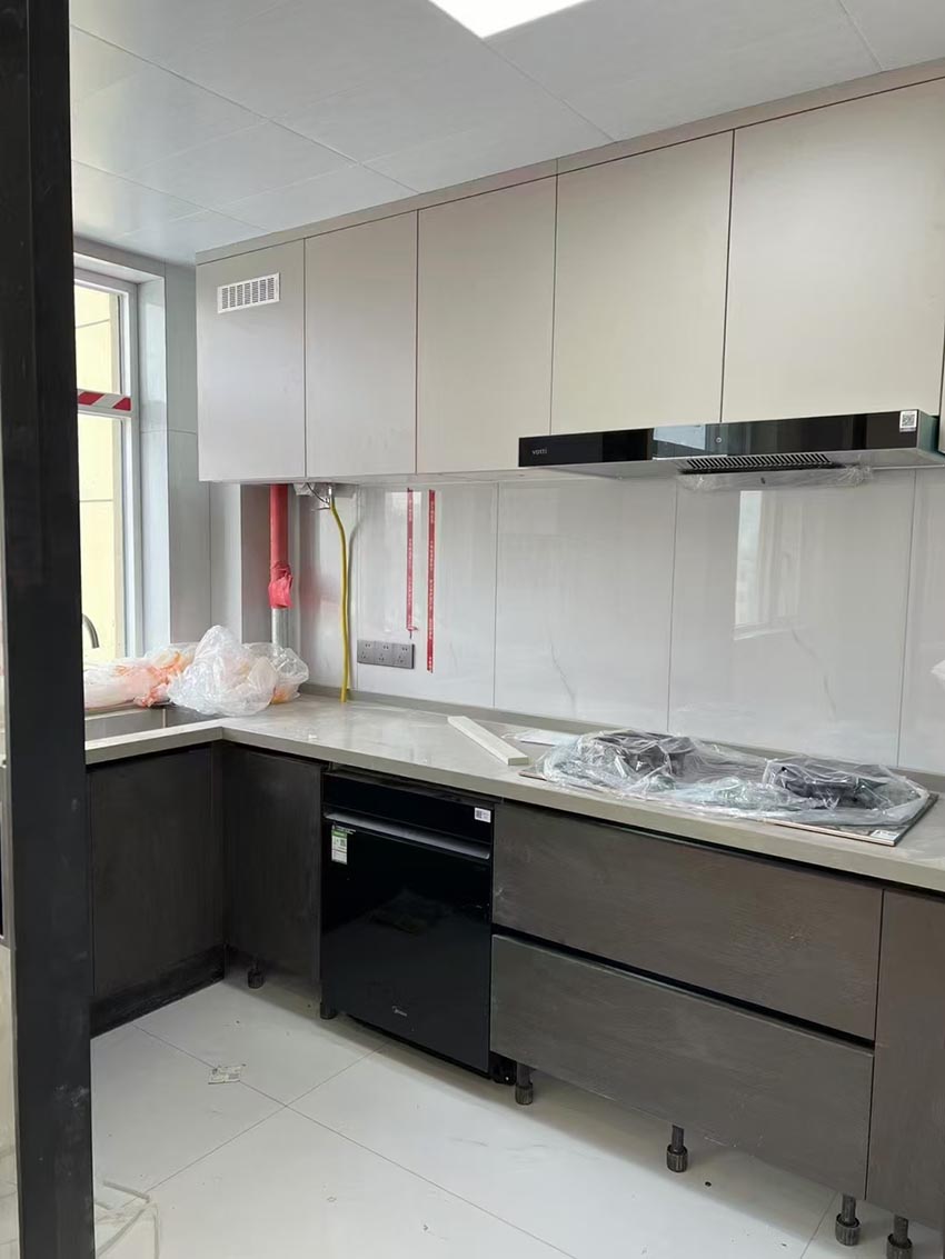 小戶(hù)型廚房設(shè)計(jì)有哪些妙招？小戶(hù)型廚房怎么改造？