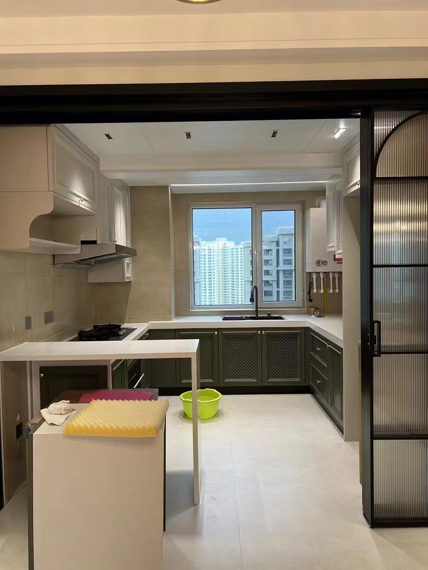 小戶型的廚房如何裝修顯大?小面積廚房裝修設(shè)計要點有哪些？