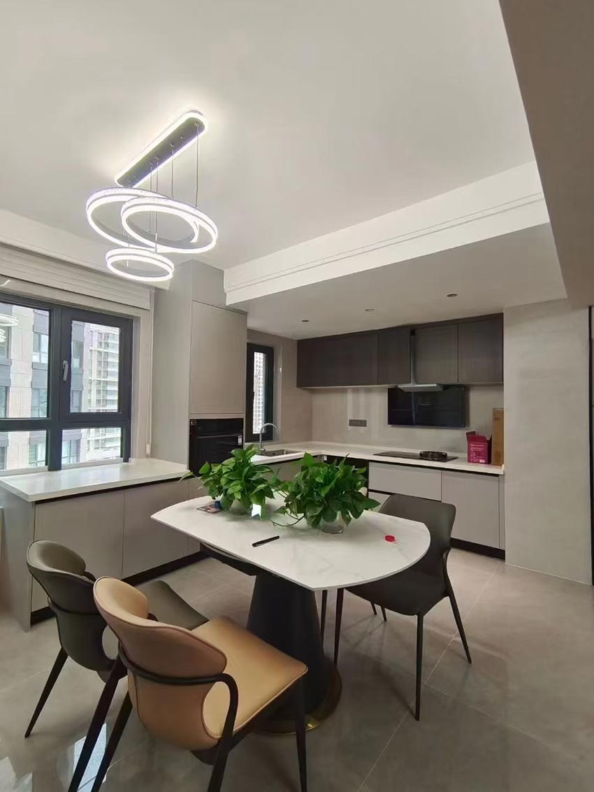 小戶型的廚房如何裝修顯大?小面積廚房裝修設(shè)計要點有哪些？